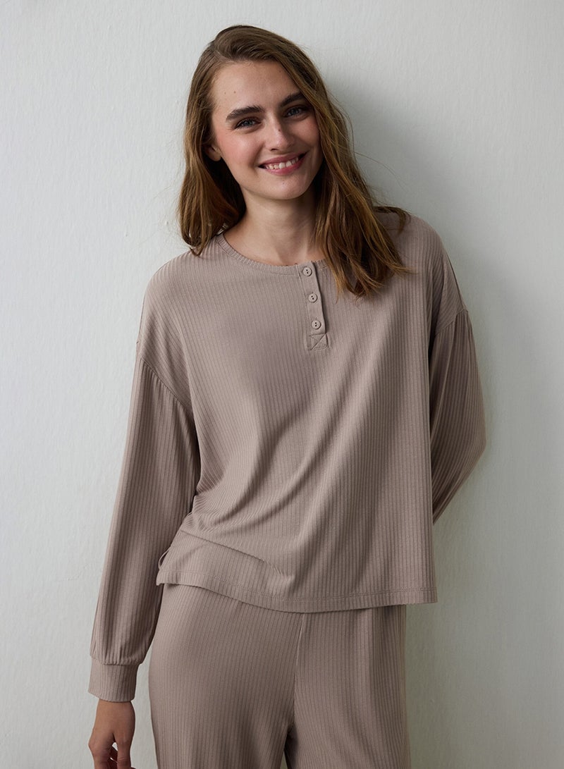 بنتي طقم بيجامة بأكمام طويلة ورقبة دائرية - Image 2